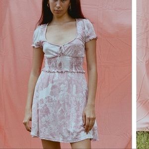 NWT Light Pink White Pattern Mini Dress
